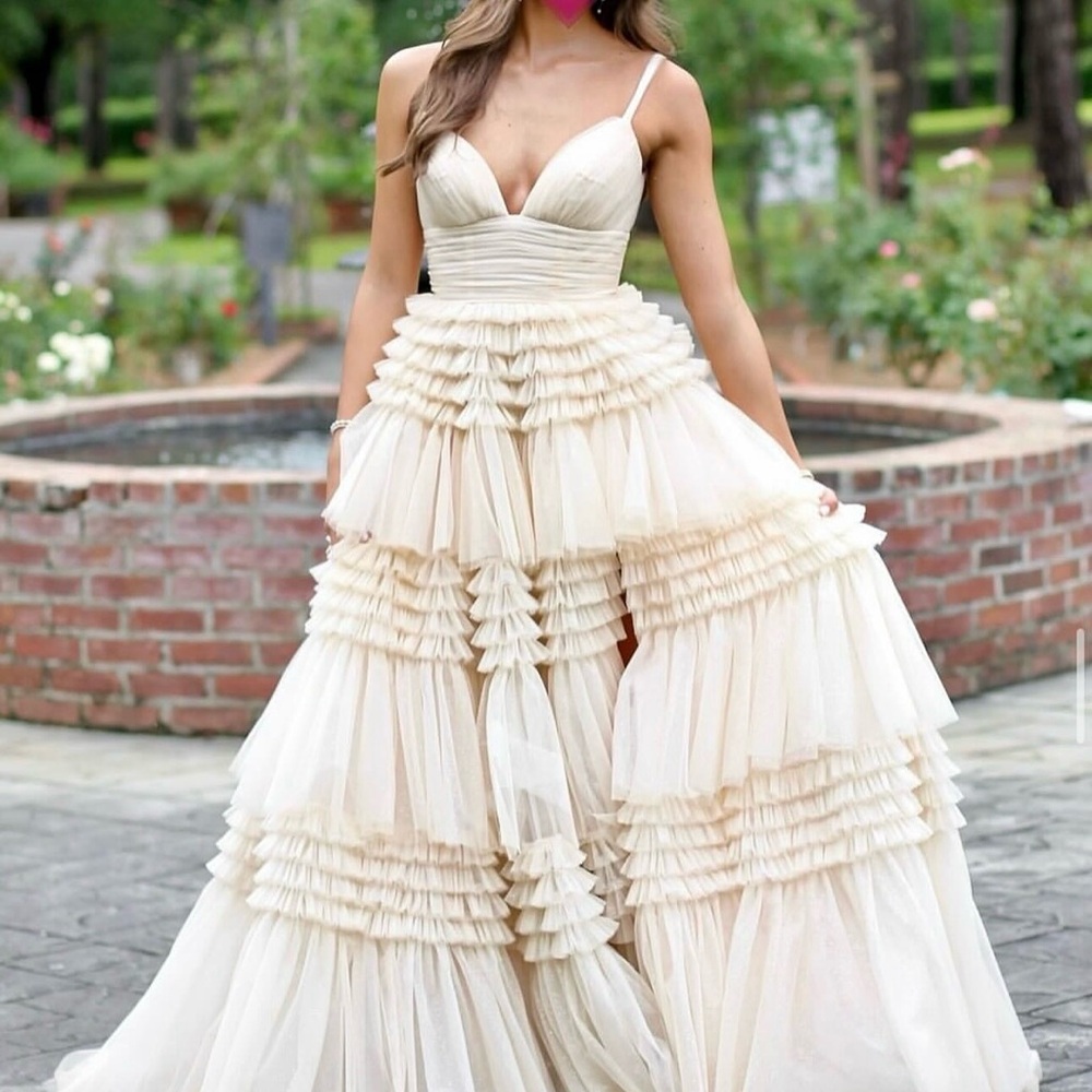Sherri Hill Cream Layered Maxi Dress - Picture 3 of 5